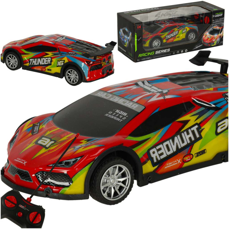 RC sportinis automobilis raudonos spalvos