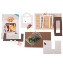 Surenkamas lėlių namas medinis modelis LED 8008-A, DYI