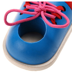 Mokomasis rinkinys, skirtas mokytis rišti batų raištelius 2batai