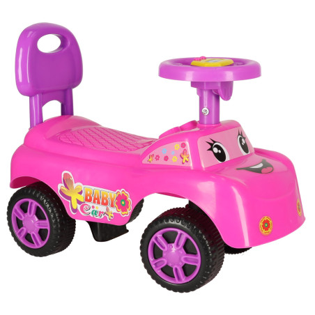 paspiriamas automobilis rožinės spalvos