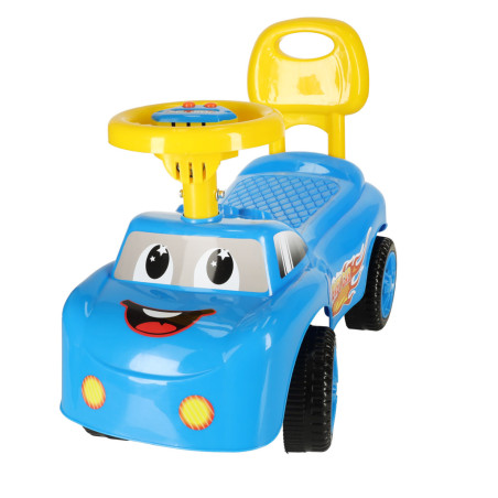 Paspiriamas automobilis mėlynas