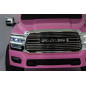 RAM 3500 rožinės spalvos transporto priemonė RAM 3500 rožinės spalvos transporto priemonė
