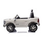RAM 3500 baltos spalvos transporto priemonė RAM 3500 baltos spalvos transporto priemonė