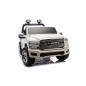 RAM 3500 baltos spalvos transporto priemonė RAM 3500 baltos spalvos transporto priemonė