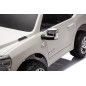RAM 3500 baltos spalvos transporto priemonė RAM 3500 baltos spalvos transporto priemonė