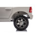 RAM 3500 baltos spalvos transporto priemonė RAM 3500 baltos spalvos transporto priemonė