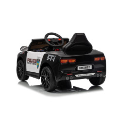 Policijos 911 agentūros transporto priemonė Juoda