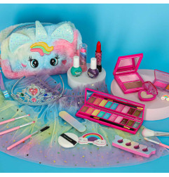 Vaikiškas makiažo ir nagų priežiūros rinkinys 22 prekės