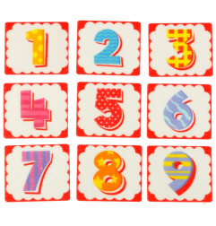 Sensorinė montessori manipuliavimo lenta rožiniame dėkle