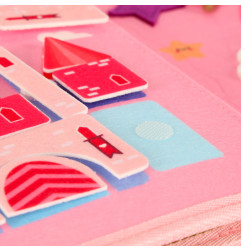 Sensorinė montessori manipuliavimo lenta rožiniame dėkle