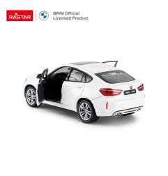 Metalinis automobilis 1:24 BMW X6M White RASTAR