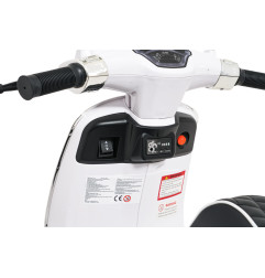 Vaikiškas elektrinis motoroleris Vespa Roma, Baltas