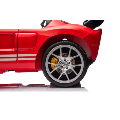 Elektromobilis Ford GT raudonas