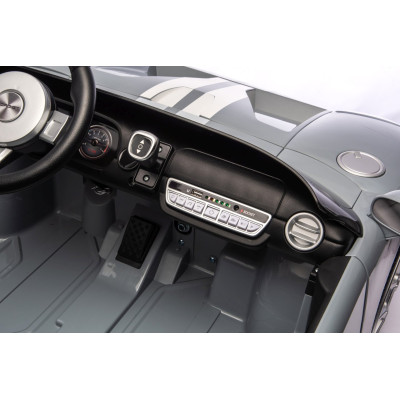 Elektromobilis Ford GT pilkas