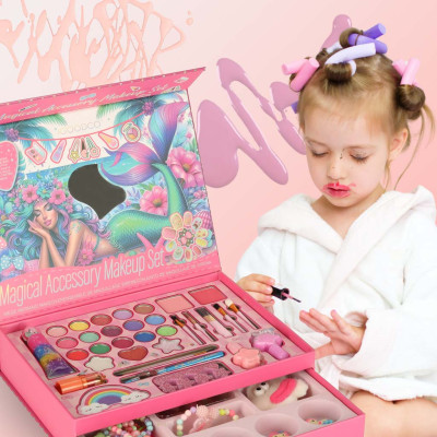 Makiažo ir nagų priežiūros rinkinys