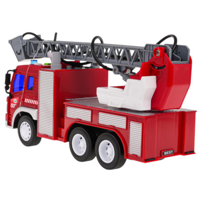 Ugniagesių automobilis su šviesos, garso ir vandens funkcija 1:16