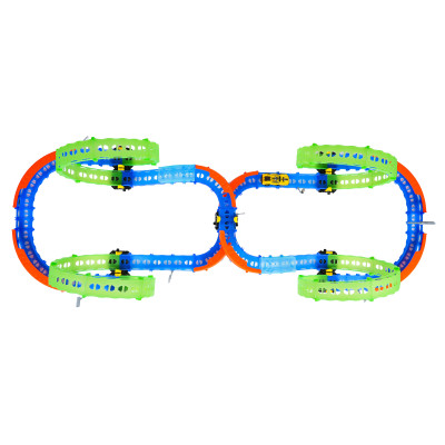 Tamsoje šviečianti lenktynių trasa 86 vnt.