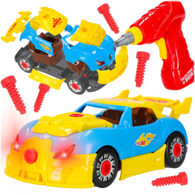 Surenkamas sportinis automobilis su šviesomis ir garsais