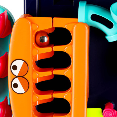 Kamuoliukų kliūčių ruožo arkadinis žaidimas, skirtas kamuoliukams