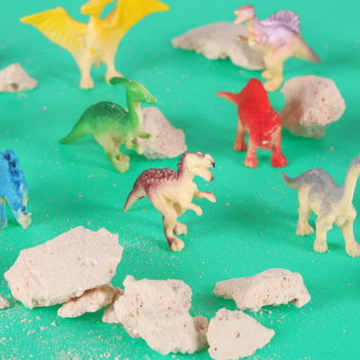 Dinozaurai kasinėjimai XL dinozauro kiaušinis 12 figūrų archeologinis rinkinys