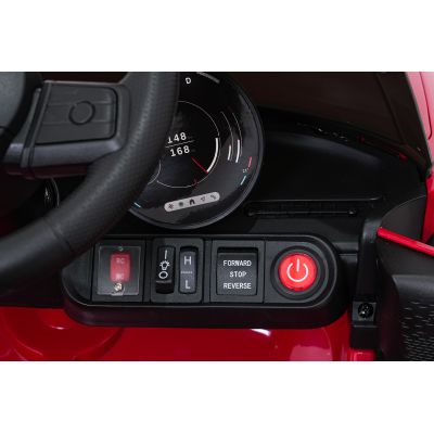 "Mini Cooper" raudonos spalvos transporto priemonė