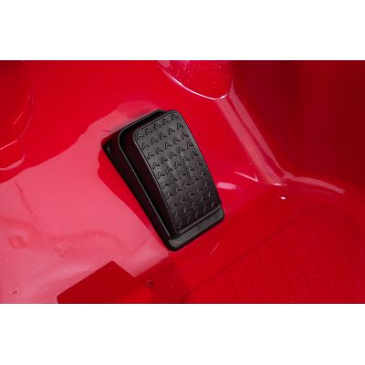 "Mini Cooper" raudonos spalvos transporto priemonė