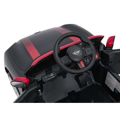 "Mini Cooper" juoda transporto priemonė