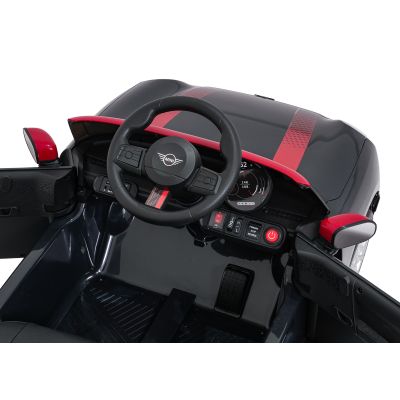 "Mini Cooper" juoda transporto priemonė