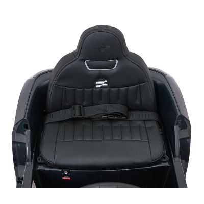 "Mini Cooper" juoda transporto priemonė