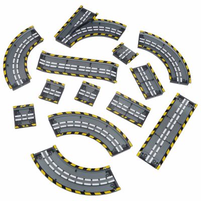 Magnetinė automobilių lenktynių trasa ir šviečianti transporto priemonė 153 elementai