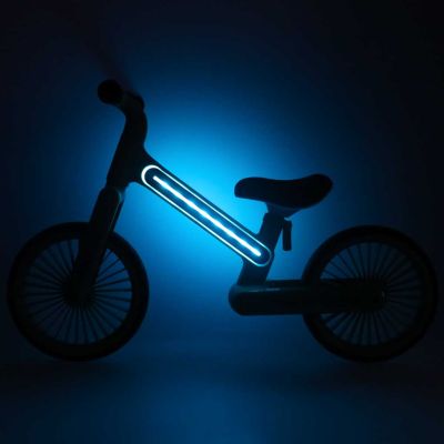 Trike Fix Glow LED balansinis dviratis tamsiai mėlyna