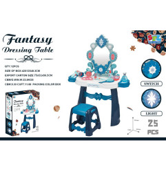 Fantastic dressing table for a little princess + accessories