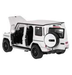Metalinis automobilis modeliukas Mercedes Benz AMG G63 1:32 RASTAR Baltas