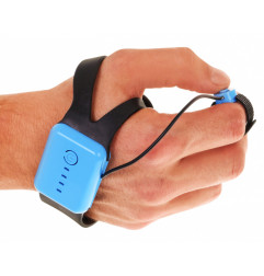 RC valdomas (pultelis ir rankinis) automobilis